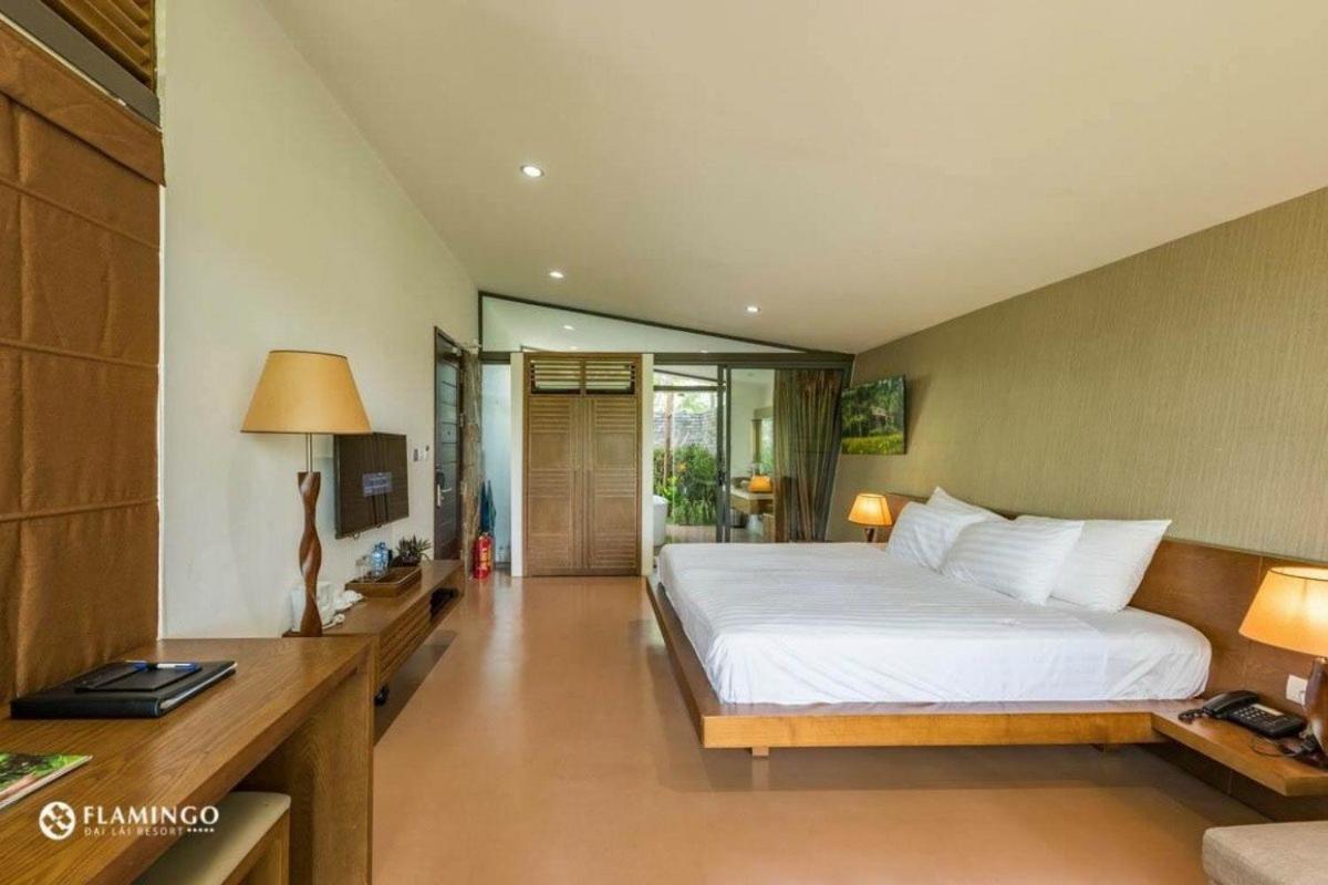 האנוי Flamingos Dai Lai Resort - Villa Tu Nhan Co Bbq מראה חיצוני תמונה