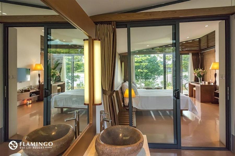 האנוי Flamingos Dai Lai Resort - Villa Tu Nhan Co Bbq מראה חיצוני תמונה